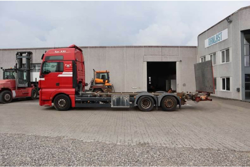MAN TGX 26.440 EURO 6 - Грузовик-контейнеровоз/ Сменный кузов: фото 5 MAN TGX 26.440 EURO 6 - Грузовик-контейнеровоз/ Сменный кузов: фото 5