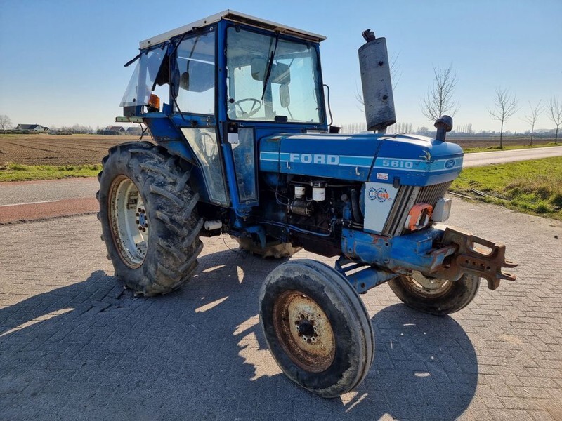 Ford 5610 - Трактор: фото 2 Ford 5610 - Трактор: фото 2