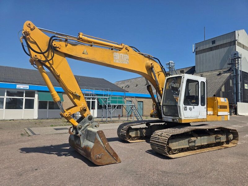 Liebherr R 912 LC crawler excavator Liebherr R912LC Graafmachine – Rupsgraafmachine - Гусеничный экскаватор: фото 1 Liebherr R 912 LC crawler excavator Liebherr R912LC Graafmachine – Rupsgraafmachine - Гусеничный экскаватор: фото 1