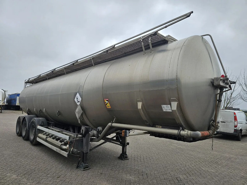 Magyar RVS - INOX - 38.5 M3- 7 Comp. - Полуприцеп-цистерна: фото 2 Magyar RVS - INOX - 38.5 M3- 7 Comp. - Полуприцеп-цистерна: фото 2