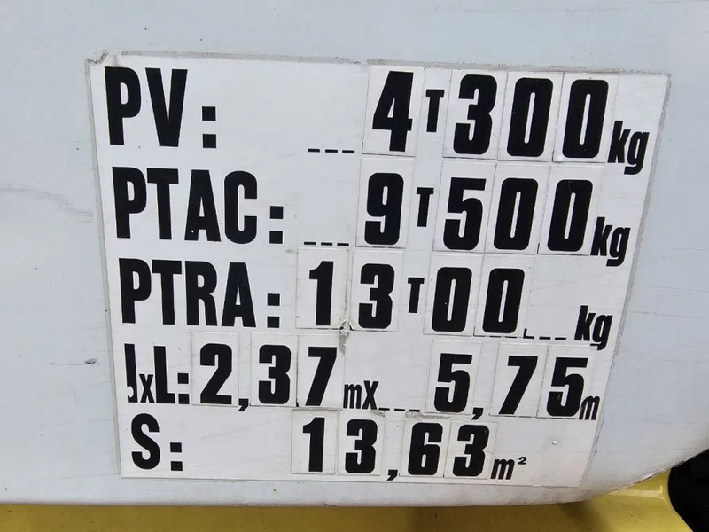 Тентованный грузовик Mercedes-Benz Atego 918: фото 17