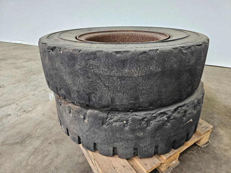 Michelin FULL RUBBER - 315/80R22.5 - Шина для Грузовиков: фото 5 Michelin FULL RUBBER - 315/80R22.5 - Шина для Грузовиков: фото 5