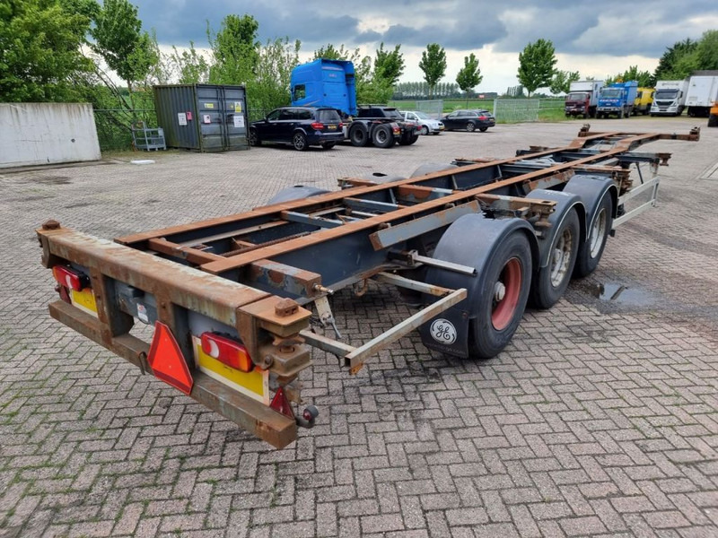 Netam-Fruehauf SMB - Drumbrakes - Полуприцеп-контейнеровоз/ Сменный кузов: фото 5 Netam-Fruehauf SMB - Drumbrakes - Полуприцеп-контейнеровоз/ Сменный кузов: фото 5