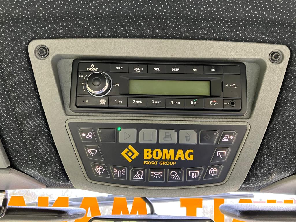 Каток BOMAG BW 151 AD-5 AM: фото 14