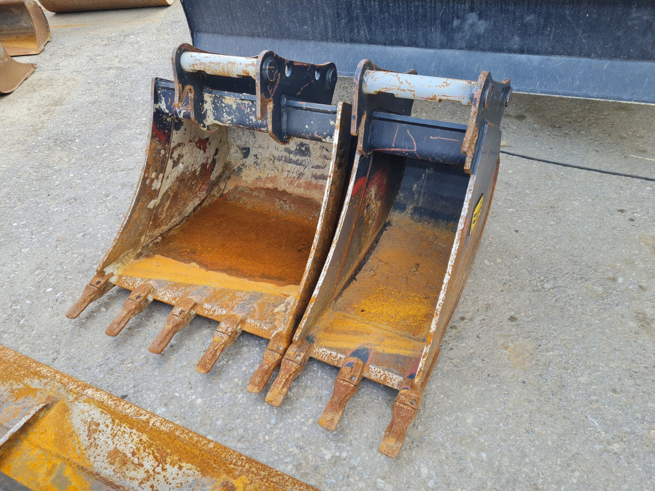 Bucket package for Yanmar B 95 W - Ковш для экскаватора для Колёсных экскаваторов: фото 2 Bucket package for Yanmar B 95 W - Ковш для экскаватора для Колёсных экскаваторов: фото 2