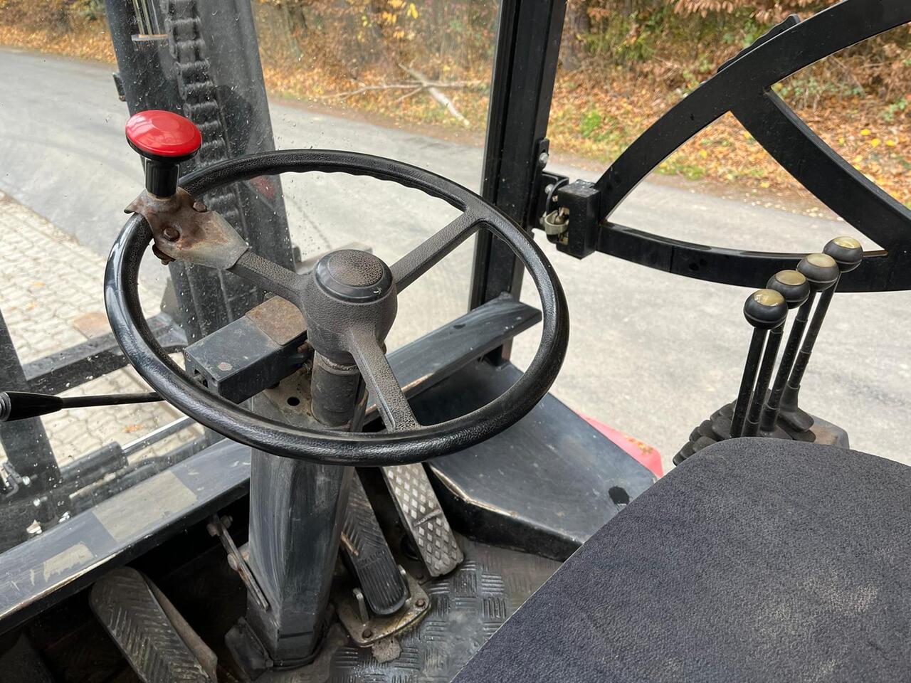 Вилочный погрузчик CLARK DPL 60: фото 12