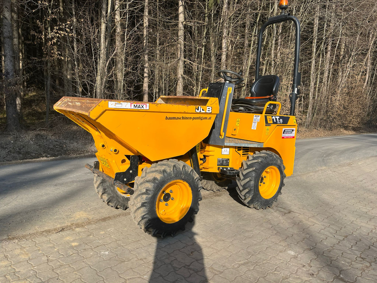JCB 1T-2S5 - Мини-самосвал: фото 5 JCB 1T-2S5 - Мини-самосвал: фото 5