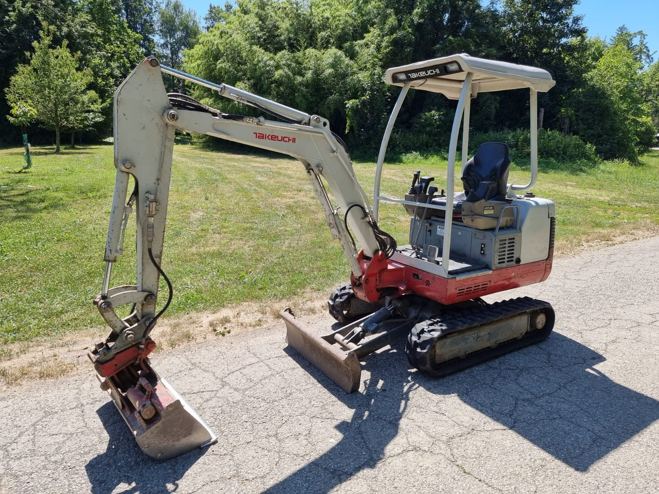 TAKEUCHI TB 016 - Мини-экскаватор: фото 3 TAKEUCHI TB 016 - Мини-экскаватор: фото 3