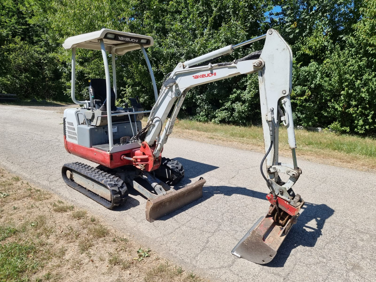 TAKEUCHI TB 016 - Мини-экскаватор: фото 4 TAKEUCHI TB 016 - Мини-экскаватор: фото 4