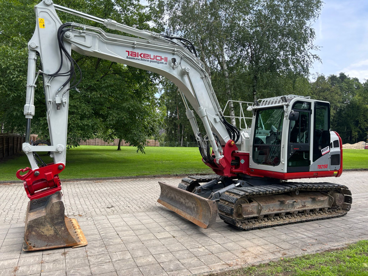 TAKEUCHI TB 2150 - Гусеничный экскаватор: фото 3 TAKEUCHI TB 2150 - Гусеничный экскаватор: фото 3