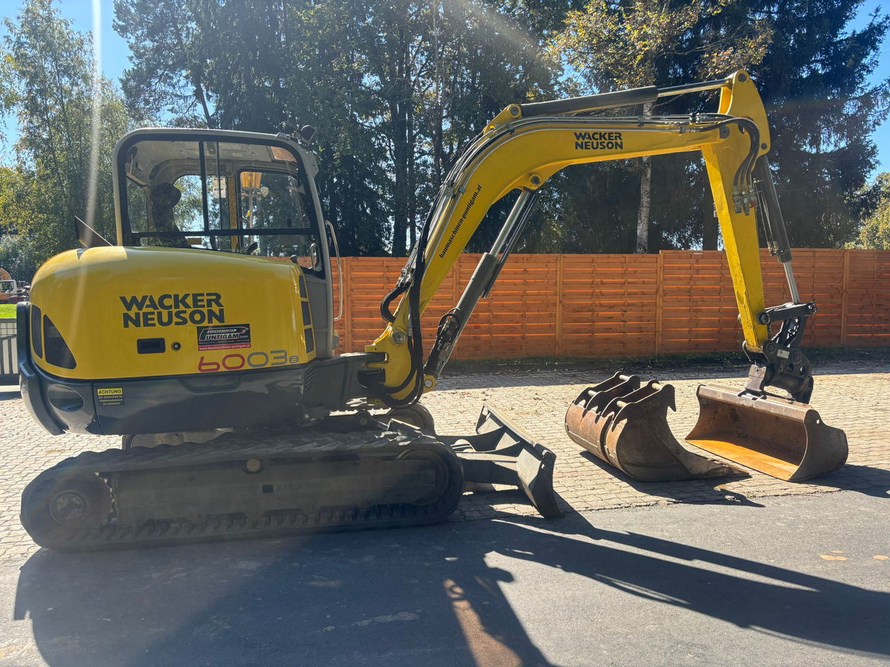 WACKER Neuson 6003 - Мини-экскаватор: фото 2 WACKER Neuson 6003 - Мини-экскаватор: фото 2