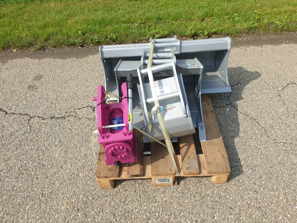 Winkelbauer Winkelbauer bucket package for 1.5t mini excavator - Ковш для экскаватора для Мини-экскаваторов: фото 3 Winkelbauer Winkelbauer bucket package for 1.5t mini excavator - Ковш для экскаватора для Мини-экскаваторов: фото 3