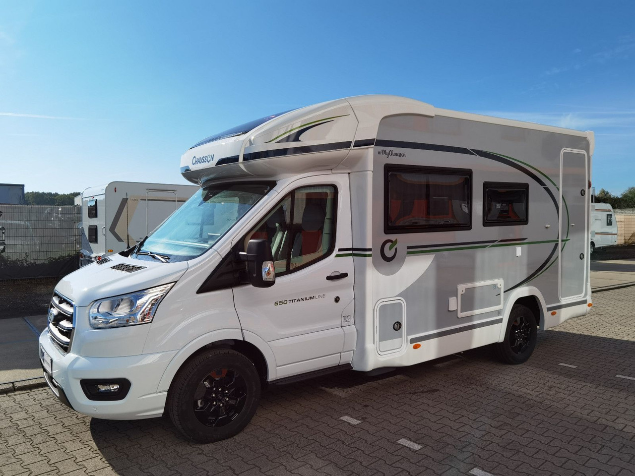 Полуинтегрированный автодом Chausson 650 TITANIUM / - 2026 - / 165PS - 8G. / HUBBETT: фото 7 Полуинтегрированный автодом Chausson 650 TITANIUM / - 2026 - / 165PS - 8G. / HUBBETT: фото 7
