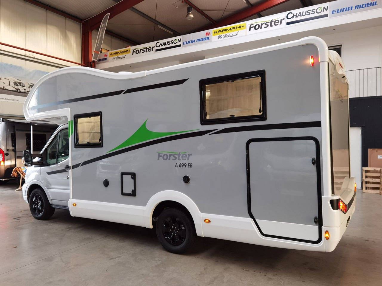 Forster A 699 EB / - 2026 - / 165 PS - 8G / EINZELBETTEN - Альковный автодом: фото 5 Forster A 699 EB / - 2026 - / 165 PS - 8G / EINZELBETTEN - Альковный автодом: фото 5