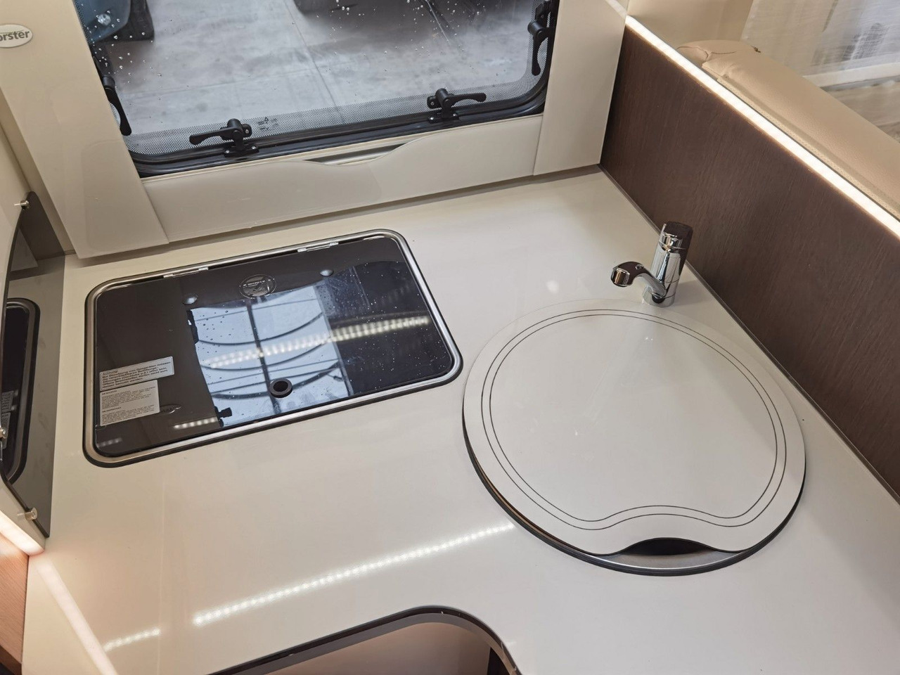 Полуинтегрированный автодом Forster T 699 HB / 140PS / HUBBETT & HECKBETT: фото 18 Полуинтегрированный автодом Forster T 699 HB / 140PS / HUBBETT & HECKBETT: фото 18