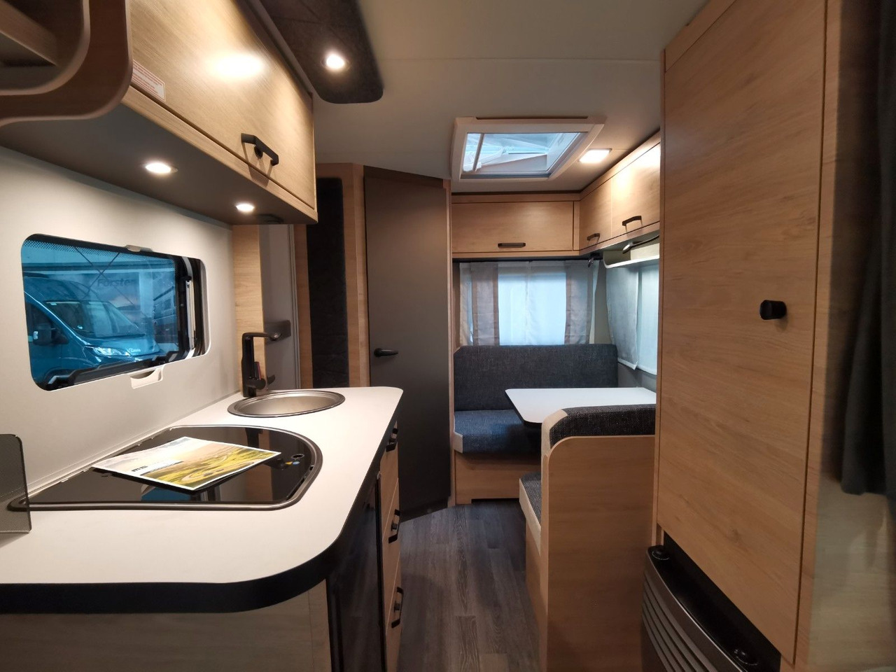 Прицеп дача Weinsberg CARAONE 390 QD  / -2026 -/ 1350 KG: фото 16