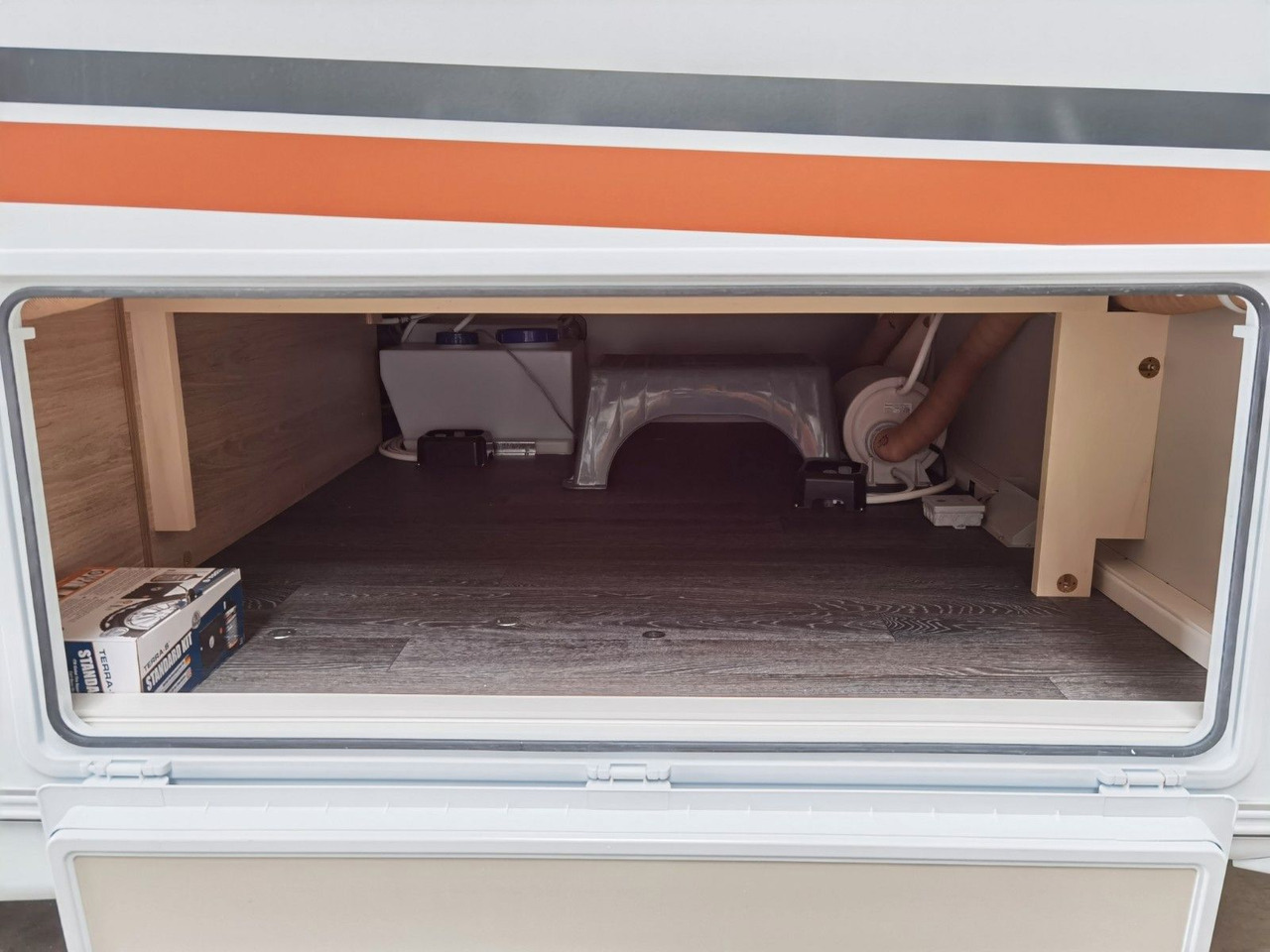 Прицеп дача Weinsberg CARAONE 390 QD  / -2026 -/ 1350 KG: фото 12