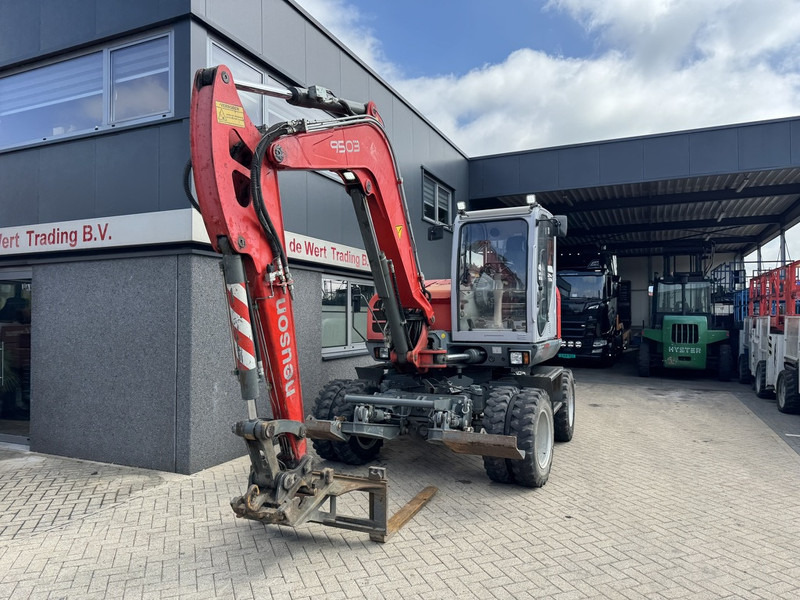 Neuson 9503 WD Mobiele Kraan 2009 Palletvork, Stenenklem, 2x Bak 8860hours Deutz Diesel - Мобильный кран: фото 5 Neuson 9503 WD Mobiele Kraan 2009 Palletvork, Stenenklem, 2x Bak 8860hours Deutz Diesel - Мобильный кран: фото 5