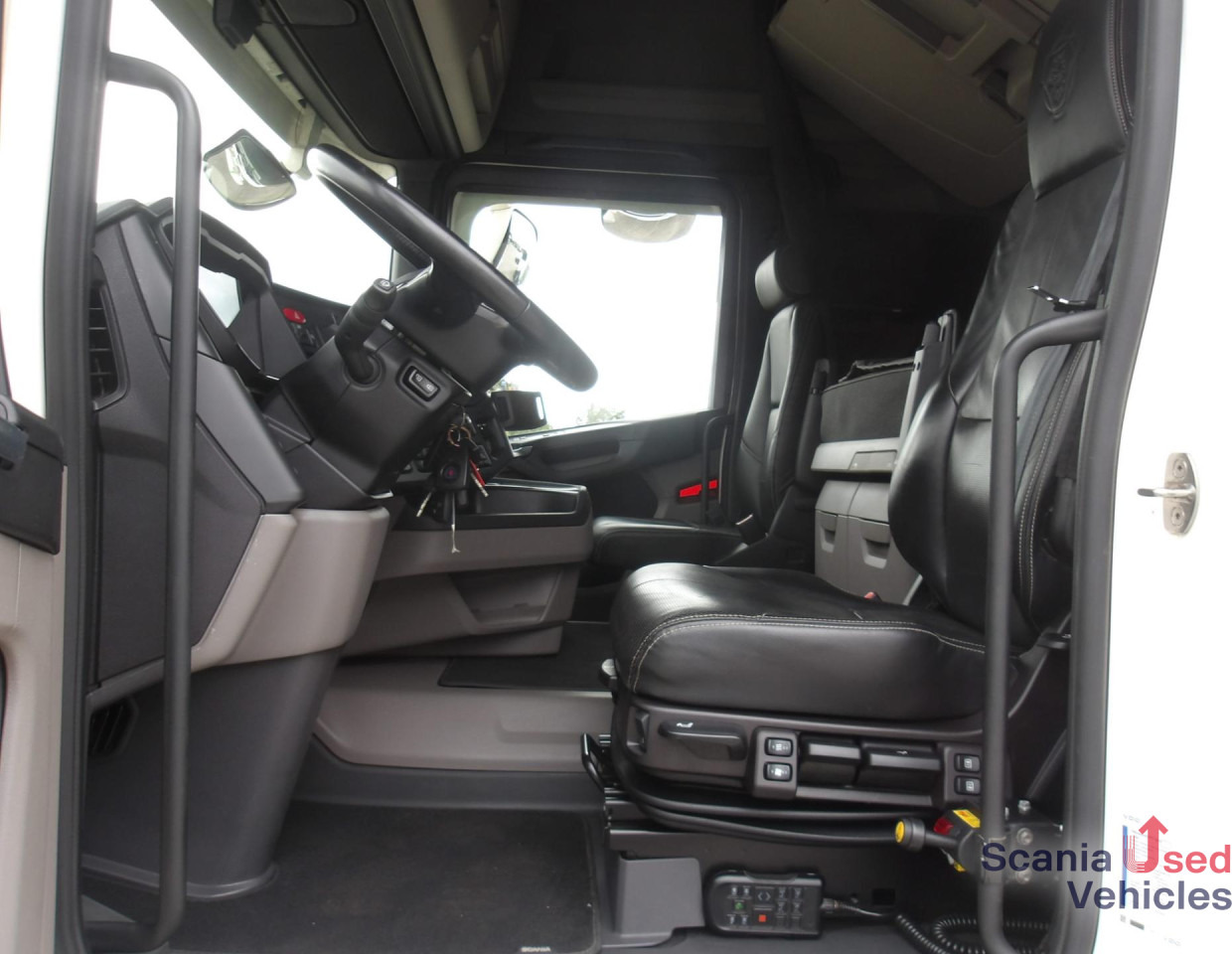 SCANIA R 500 A4x2NB / 2 kreis Hydr / Vollluft / Navi - Тягач: фото 4 SCANIA R 500 A4x2NB / 2 kreis Hydr / Vollluft / Navi - Тягач: фото 4