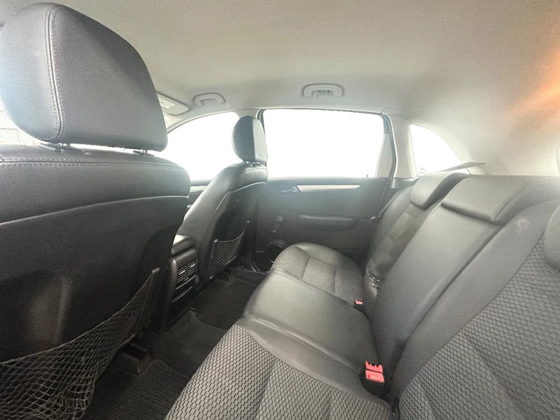 Седан Mercedes-Benz B-Klasse 180 CDI: фото 12