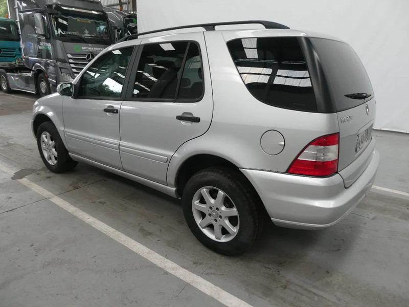 Mercedes-Benz M-Klasse ML 270 CDI 4x4 - Внедорожник: фото 3 Mercedes-Benz M-Klasse ML 270 CDI 4x4 - Внедорожник: фото 3