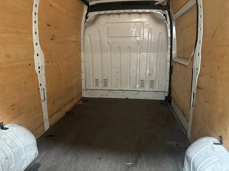 Renault Master 2.3 - Цельнометаллический фургон: фото 5 Renault Master 2.3 - Цельнометаллический фургон: фото 5