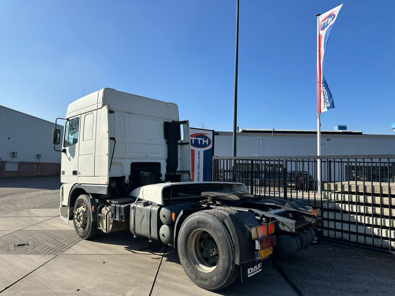 DAF XF95.430 SpaceCab Manual gearbox Euro2 - Тягач: фото 4 DAF XF95.430 SpaceCab Manual gearbox Euro2 - Тягач: фото 4