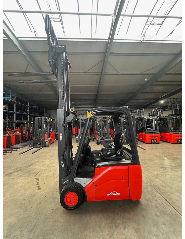 Вилочный погрузчик 04/2021 LINDE E16 1.600 KG 3.+4.: фото 9 Вилочный погрузчик 04/2021 LINDE E16 1.600 KG 3.+4.: фото 9