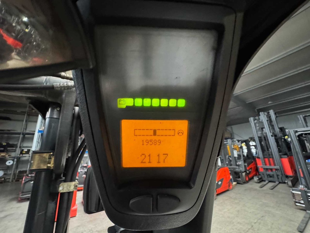 Вилочный погрузчик 04/2021 LINDE E16 1.600 KG 3.+4.: фото 13 Вилочный погрузчик 04/2021 LINDE E16 1.600 KG 3.+4.: фото 13