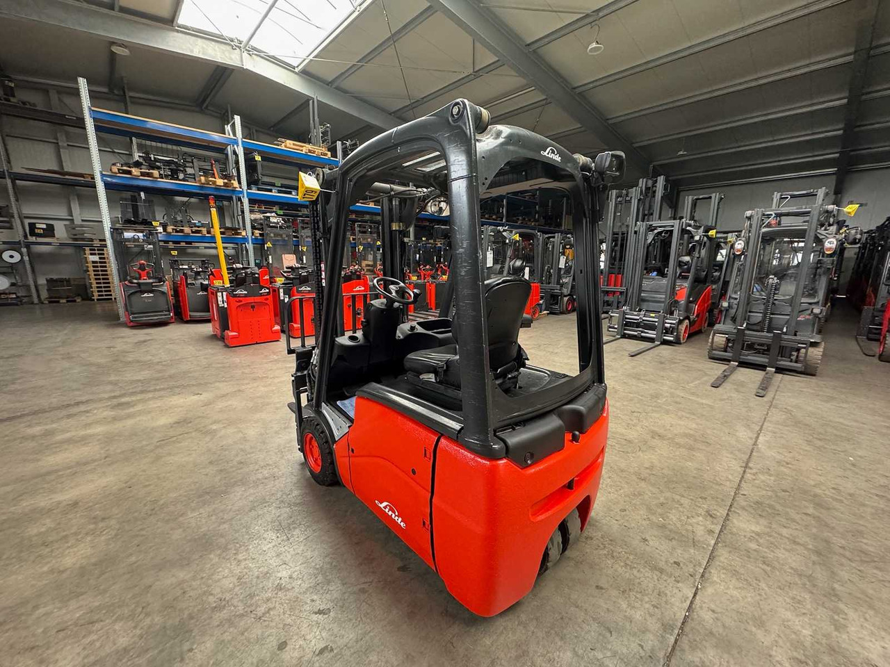 Вилочный погрузчик 04/2021 LINDE E16 1.600 KG 3.+4.: фото 8 Вилочный погрузчик 04/2021 LINDE E16 1.600 KG 3.+4.: фото 8