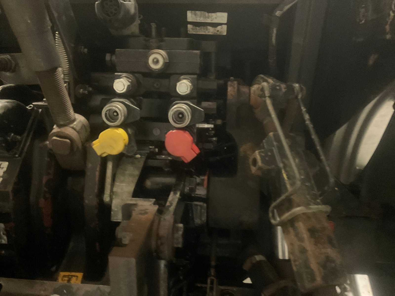 Трактор 1995 CASE IH MAXXUM 5150 PLUS ALL-WHEEL DRIVE FARM TRACTOR: фото 9