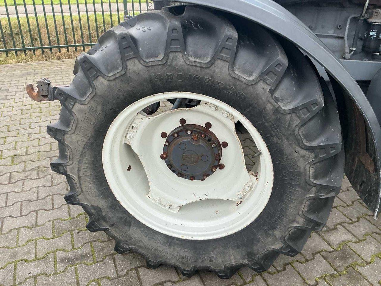 Трактор 1998 NEW HOLLAND TS115 ALL-WHEEL DRIVE FARM TRACTOR: фото 7