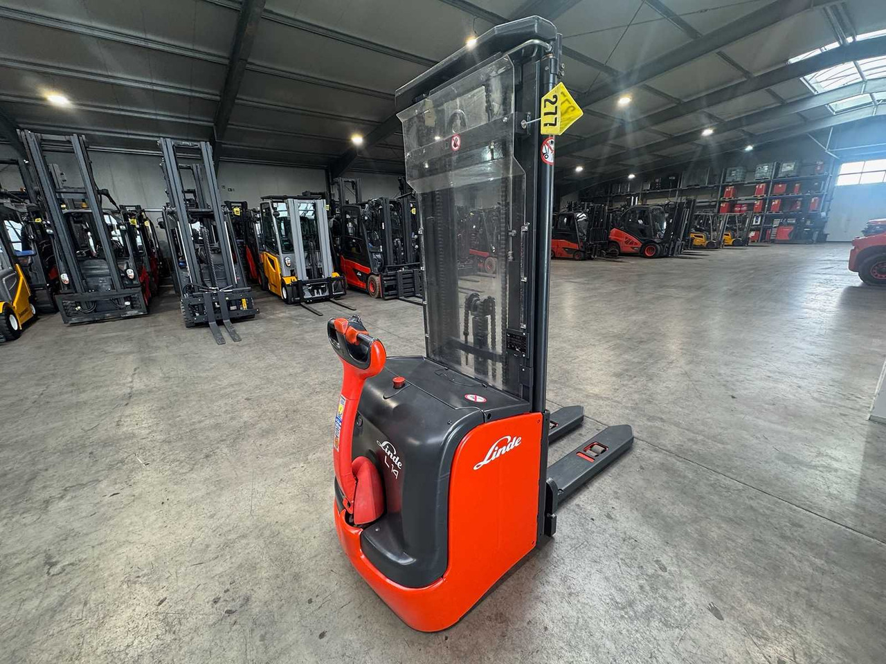 Вилочный погрузчик 2014 SERVICE +UVV 09/2026 LINDE L14 1.400KG TRIPLEX 470CM PALLET TRUCK ANT 1.982 HOURS: фото 8