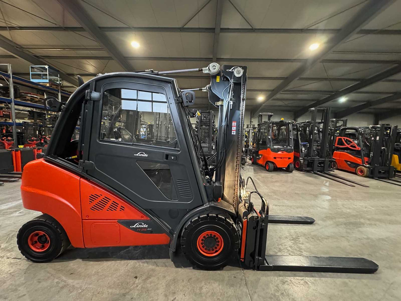 2016 SERVICE + UVV 03/2026 LINDE H35T-02 3RD + 4TH + 5TH VALVE FORK ADJUSTER TELESCOPIC FORKS STVZO GAS FORKLIFT 2,595 HOURS - Вилочный погрузчик: фото 4 2016 SERVICE + UVV 03/2026 LINDE H35T-02 3RD + 4TH + 5TH VALVE FORK ADJUSTER TELESCOPIC FORKS STVZO GAS FORKLIFT 2,595 HOURS - Вилочный погрузчик: фото 4