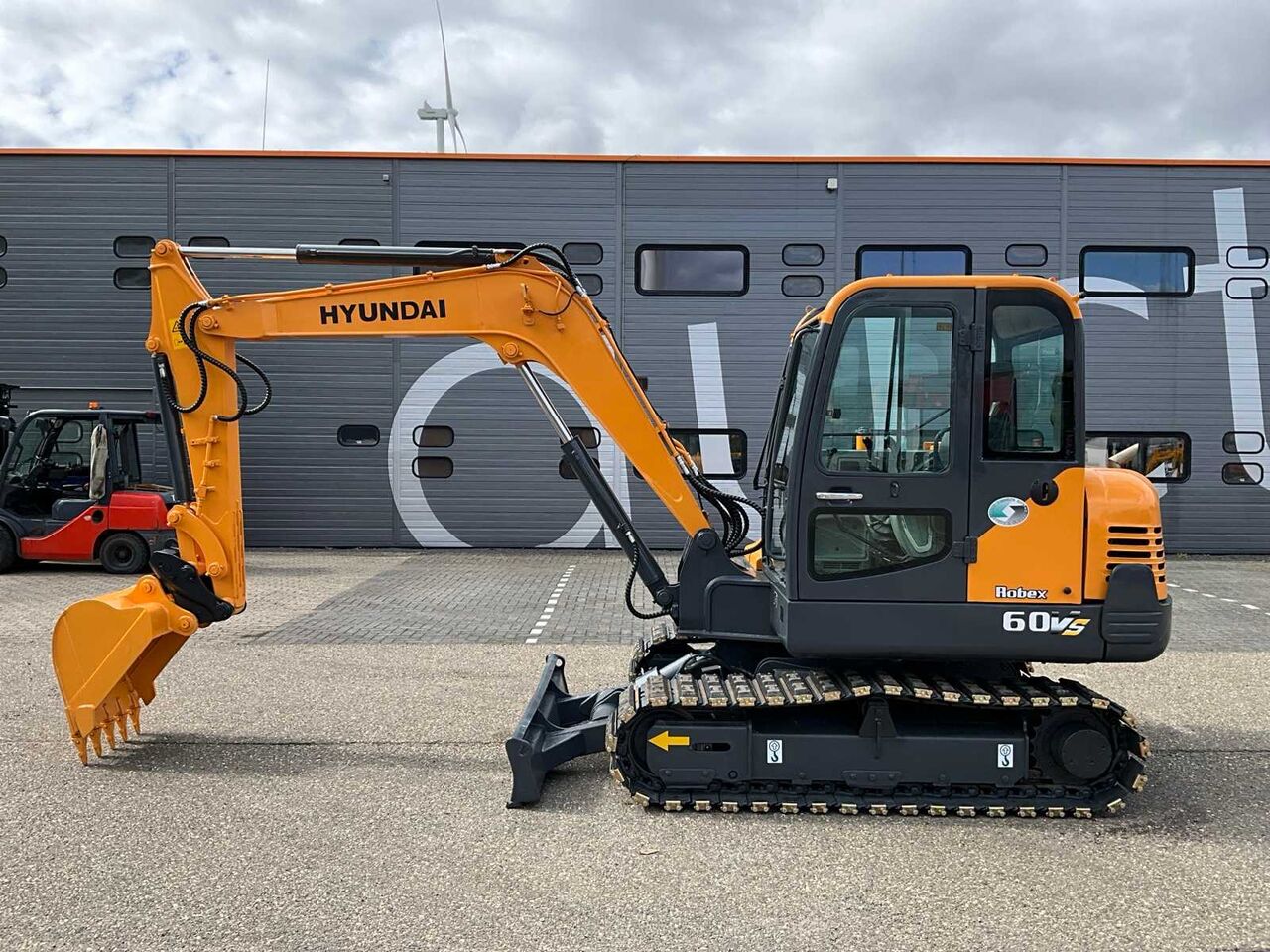2017 HYUNDAI ROBEX R60VS MIDI EXCAVATOR - Экскаватор: фото 2 2017 HYUNDAI ROBEX R60VS MIDI EXCAVATOR - Экскаватор: фото 2