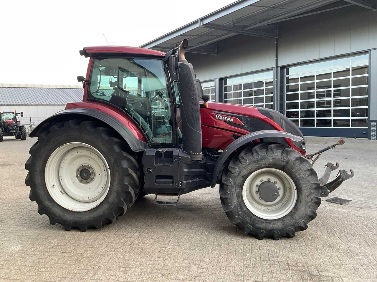 2017 VALTRA T214 ACTIVE ALL-WHEEL DRIVE FARM TRACTOR - Трактор: фото 5 2017 VALTRA T214 ACTIVE ALL-WHEEL DRIVE FARM TRACTOR - Трактор: фото 5