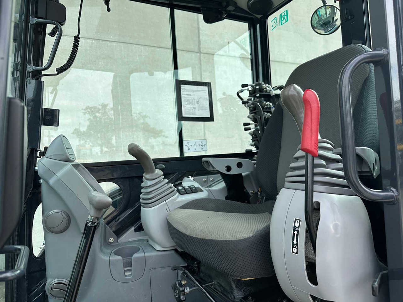 Экскаватор AIRMAN - 2023 - AX33U-7 - MIDI EXCAVATOR: фото 34