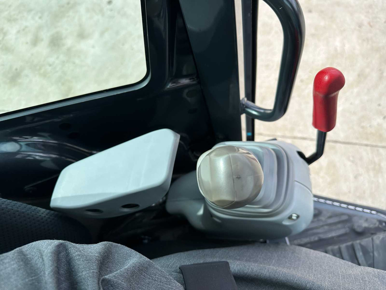 Экскаватор AIRMAN - 2023 - AX33U-7 - MIDI EXCAVATOR: фото 40