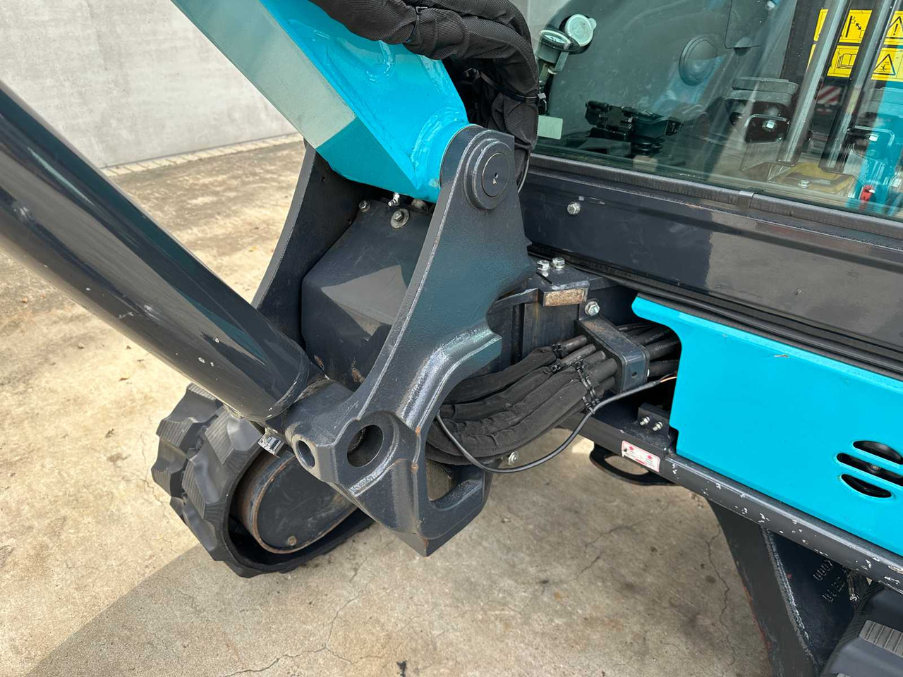 Экскаватор AIRMAN - 2023 - AX33U-7 - MIDI EXCAVATOR: фото 13