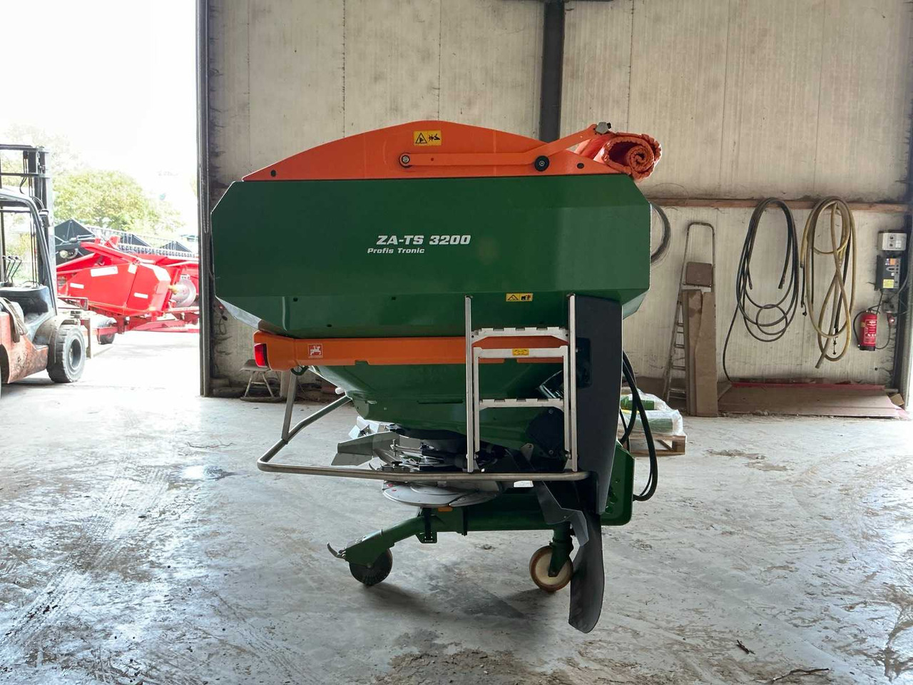 Amazone ZA-TS 3200 - Разбрасыватель удобрений: фото 2 Amazone ZA-TS 3200 - Разбрасыватель удобрений: фото 2