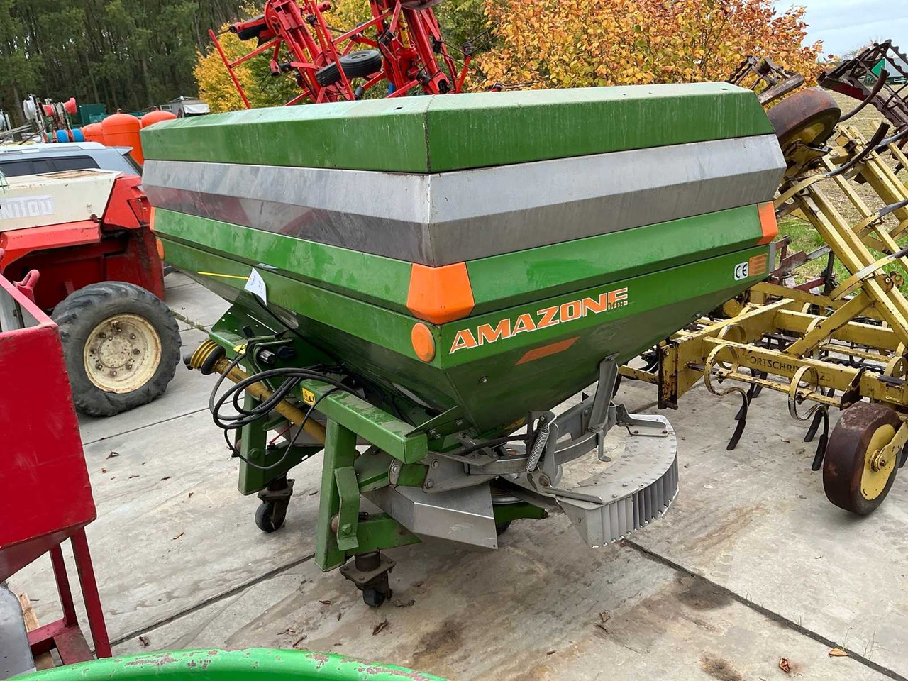 Amazonen-Werke Amazone ZA-M Compact - Разбрасыватель удобрений: фото 1 Amazonen-Werke Amazone ZA-M Compact - Разбрасыватель удобрений: фото 1