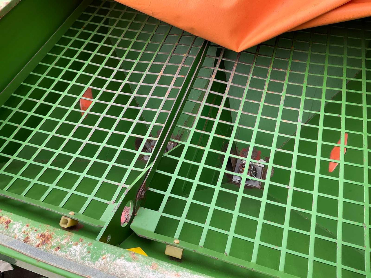 Amazonen-Werke ZA XW - Разбрасыватель удобрений: фото 2 Amazonen-Werke ZA XW - Разбрасыватель удобрений: фото 2