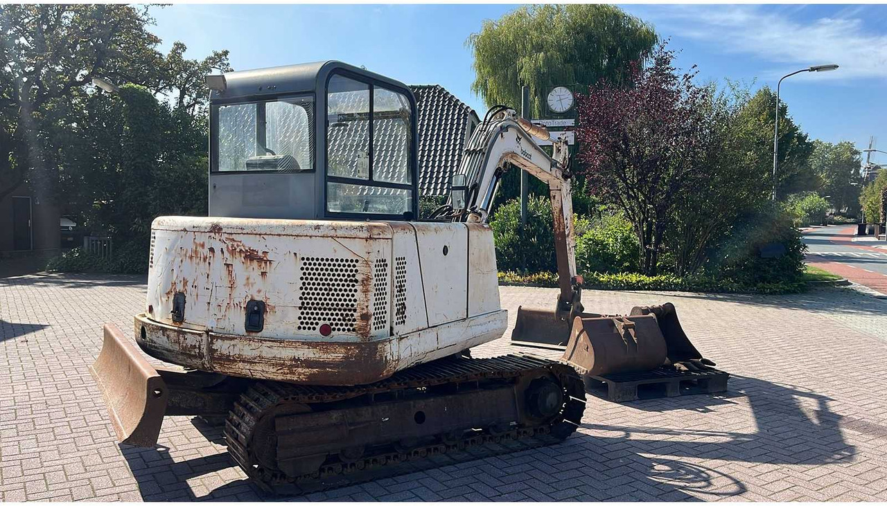 Bobcat X335 - Гусеничный экскаватор: фото 4 Bobcat X335 - Гусеничный экскаватор: фото 4