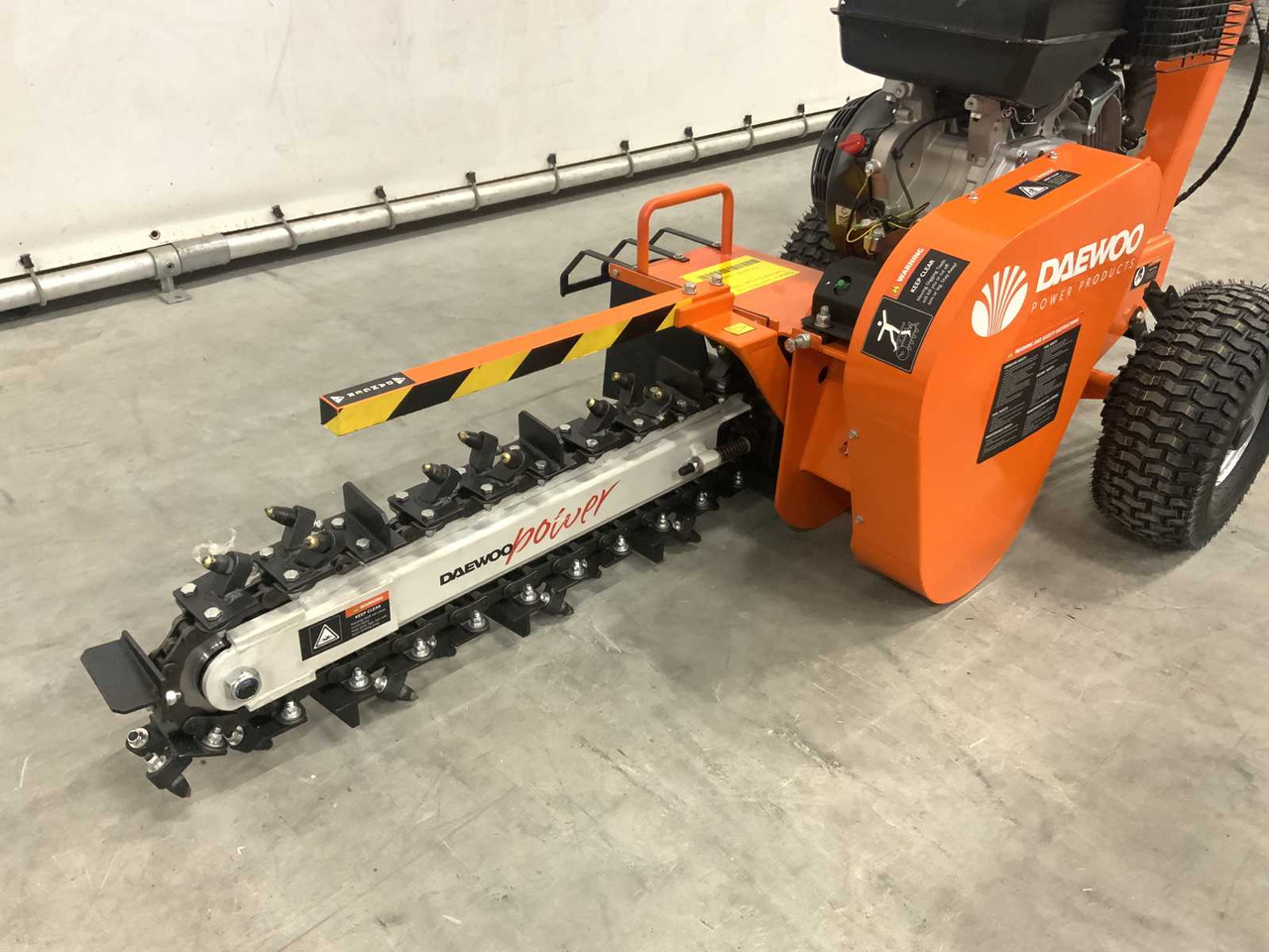 Daewoo DWFTR15-100 - Траншеекопатель: фото 5 Daewoo DWFTR15-100 - Траншеекопатель: фото 5