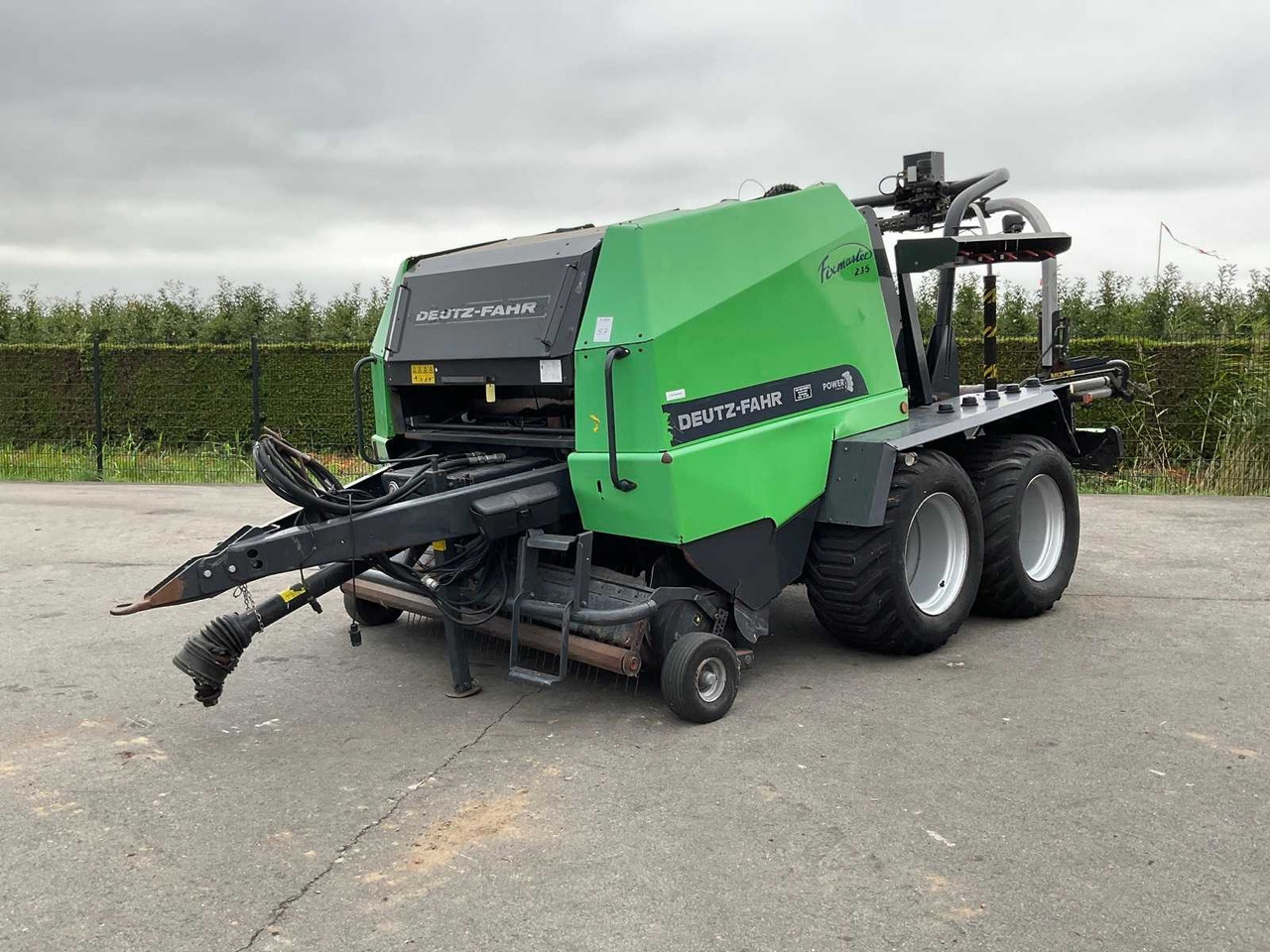 Deutz-Fahr Fixmaster 235 - Пресс-подборщик рулонный, Обмотчик рулонов: фото 2 Deutz-Fahr Fixmaster 235 - Пресс-подборщик рулонный, Обмотчик рулонов: фото 2