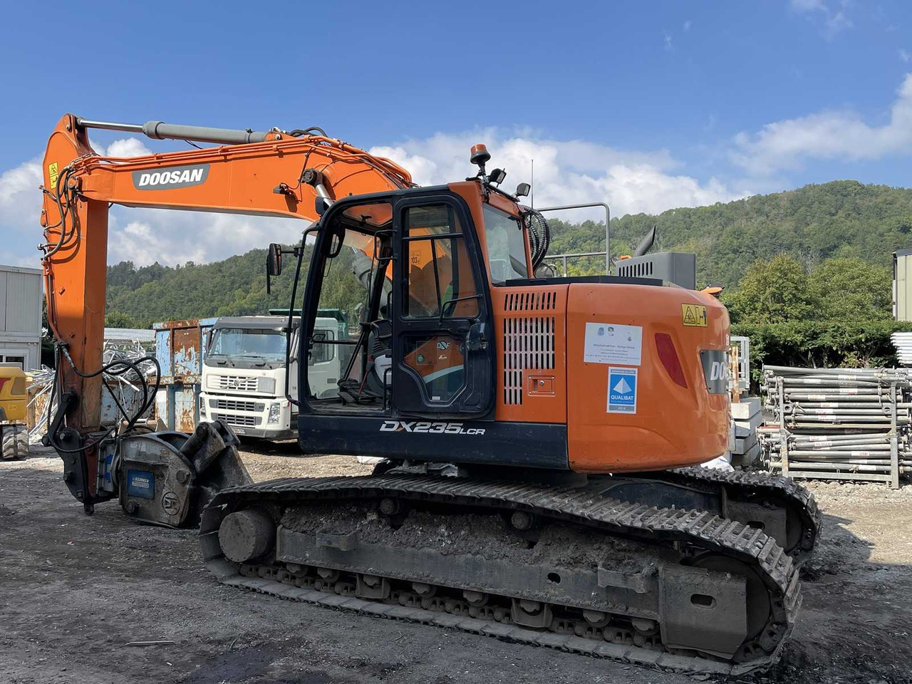 Doosan DX235LCR - Гусеничный экскаватор: фото 4 Doosan DX235LCR - Гусеничный экскаватор: фото 4