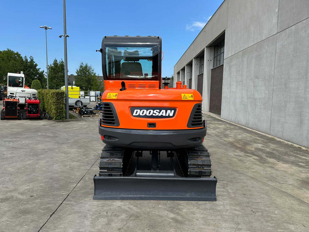Doosan DX55-9C - Гусеничный экскаватор: фото 5 Doosan DX55-9C - Гусеничный экскаватор: фото 5