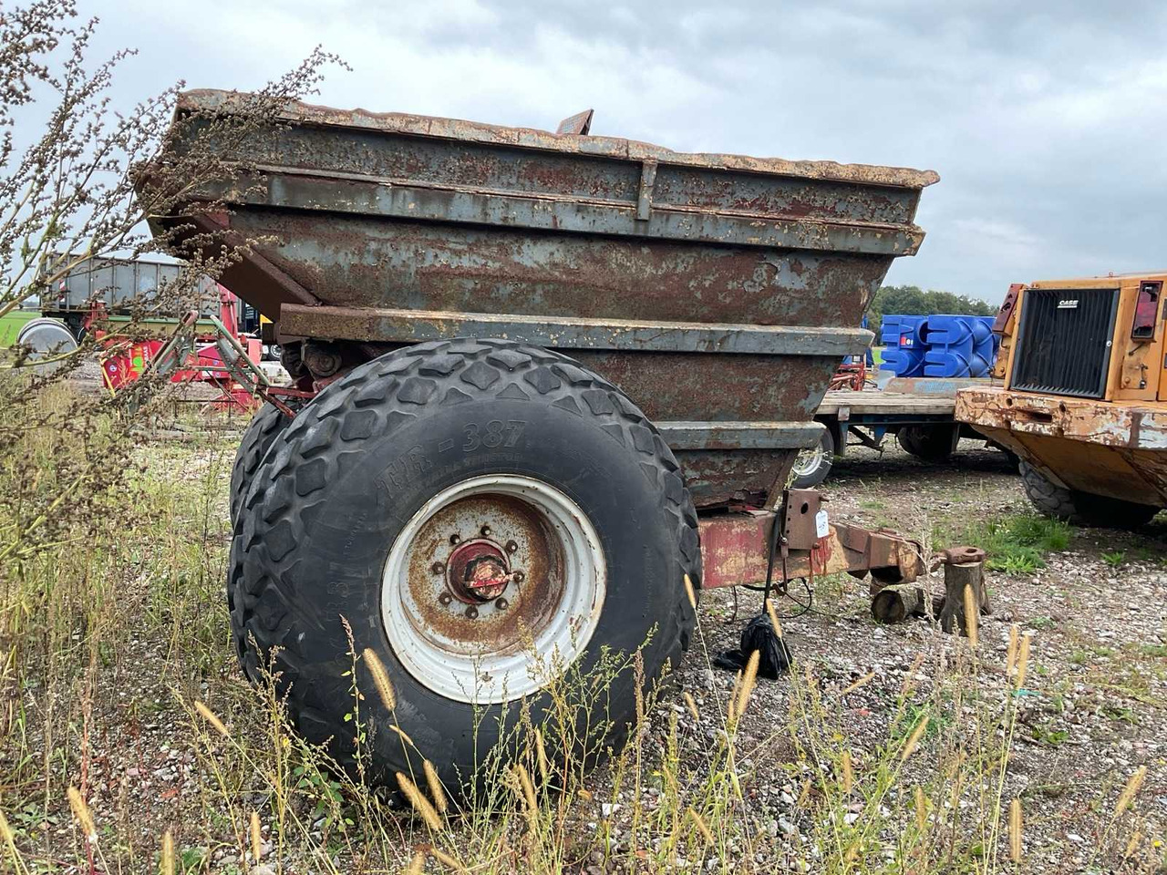 Dumper trailer - Сельскохозяйственный прицеп-самосвал: фото 3 Dumper trailer - Сельскохозяйственный прицеп-самосвал: фото 3