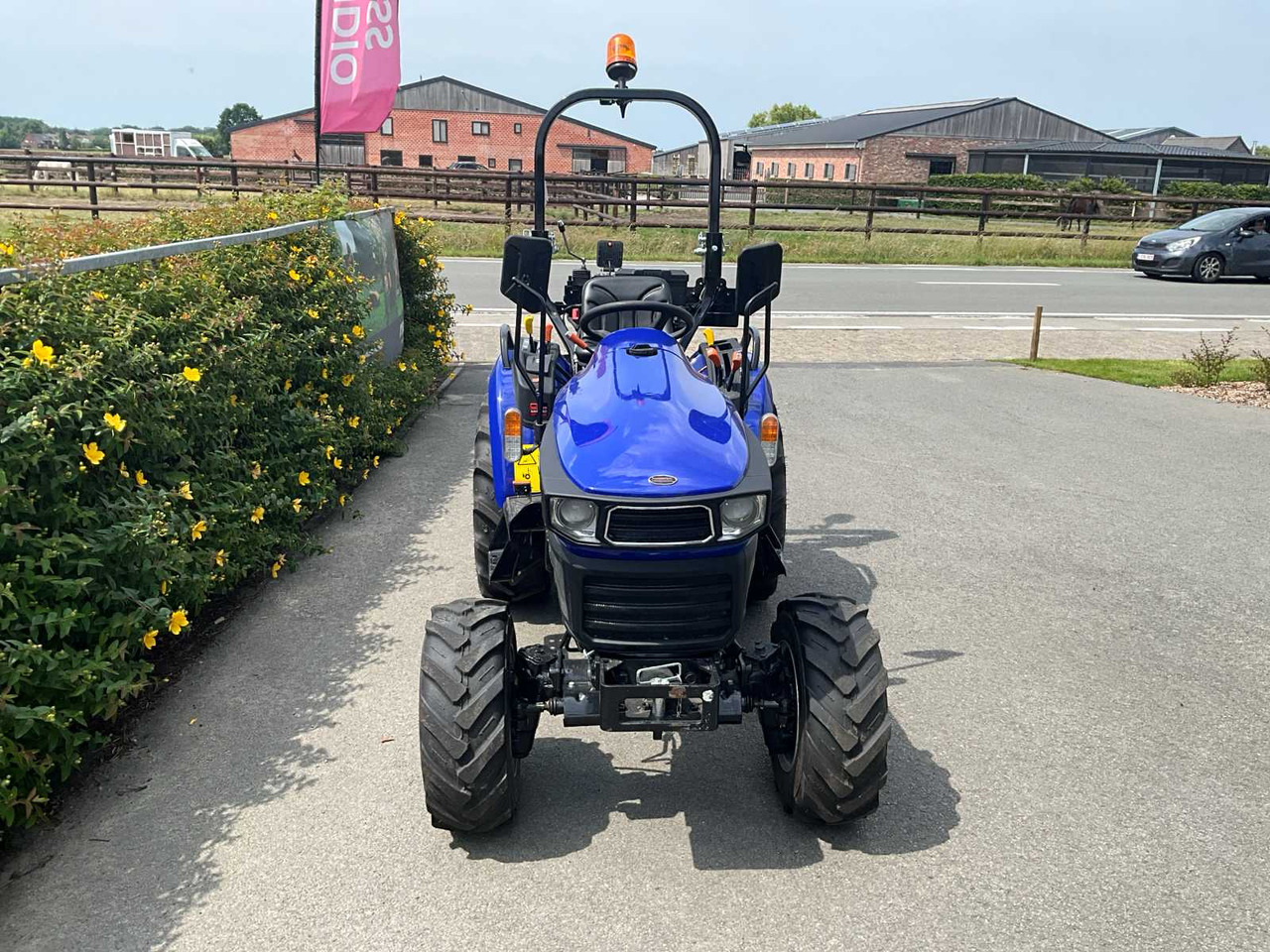 Farmtrac 26H - Минитрактор: фото 3 Farmtrac 26H - Минитрактор: фото 3