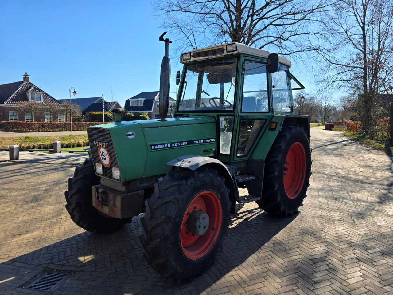 Fendt 305 LSA - Трактор: фото 1 Fendt 305 LSA - Трактор: фото 1